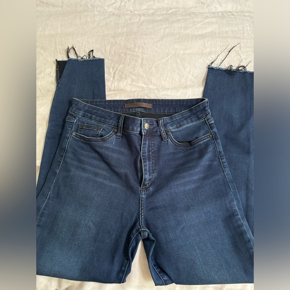 Joe’s Jeans raw hem with black stitching size 29 denim jeans - Picture 2 of 3